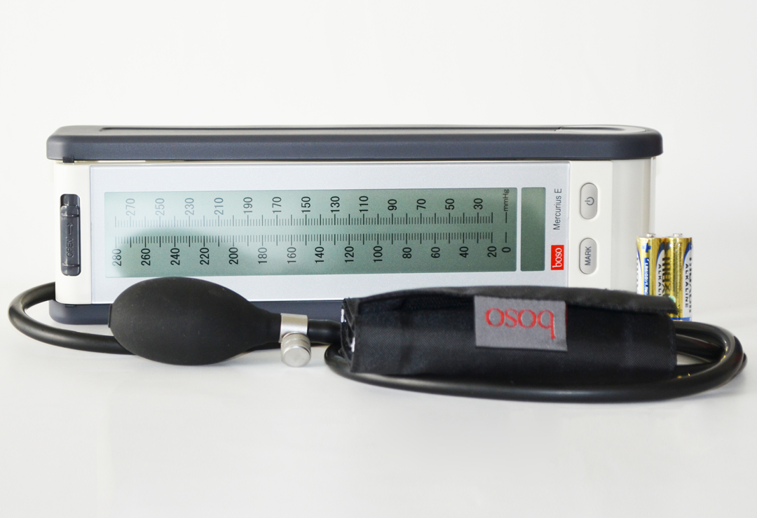 Boso Mercurius E blood pressure monitor in a classic design