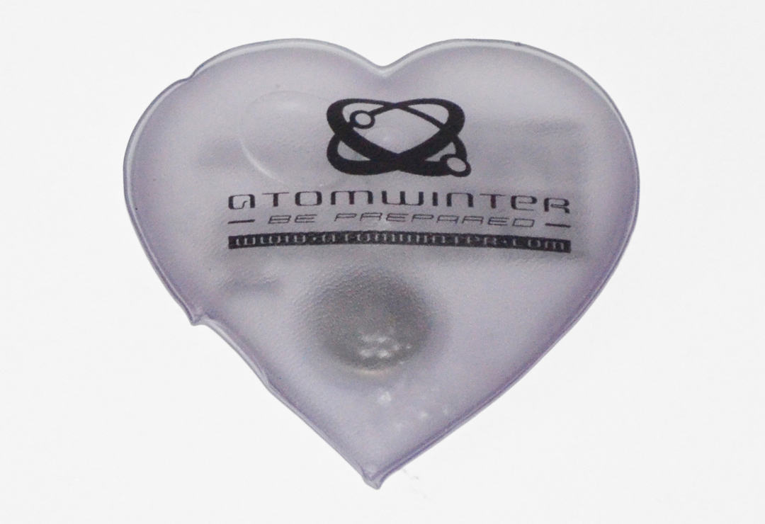 Atomwinter Warming Heart: keep it in your gym bag, your car, or with your emergency safety kit.
